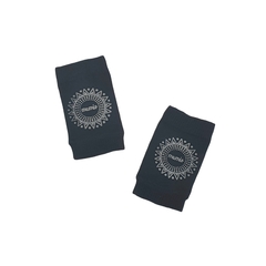RODILLERAS PARA GATEO Negras - comprar online
