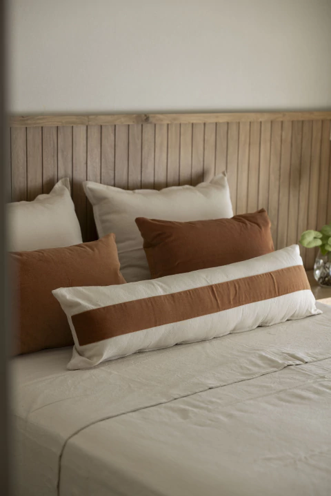 ALMOHADÓN TUCÁN - comprar online