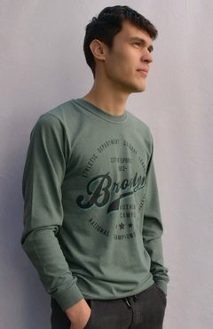 Remera Brooklyn en internet