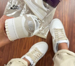 SB DUNK LOW LALI CREMA - REAH COMPANY