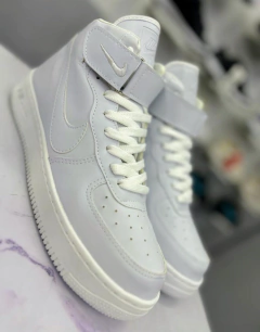 AIR FORCE 1 HIGH en internet