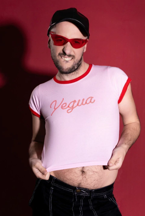 Baby Tee YEGUA - rosa & rojo - comprar online