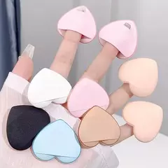 Imagen de Set de 6 kits de 5 mini esponjas corazón para dedos