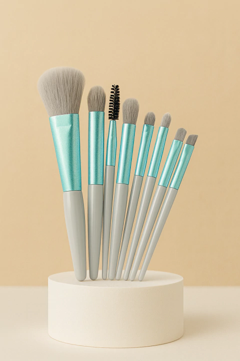 Set de 8 pinceles para maquillaje CELESTE con estuche - TEI - comprar online