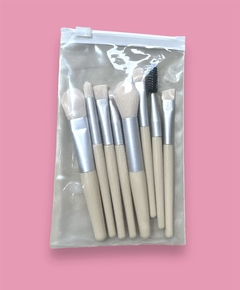 Set de 8 brochas NUDE - comprar online
