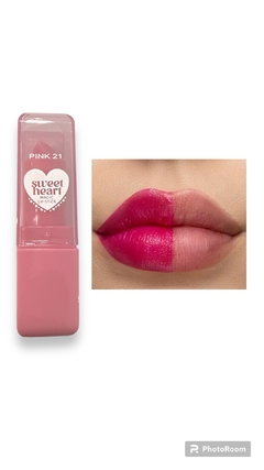 (CS3934-6) Labial en barra magico ultra humectante TONO 06 - PINK 21