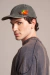 Gorra desgastada negra