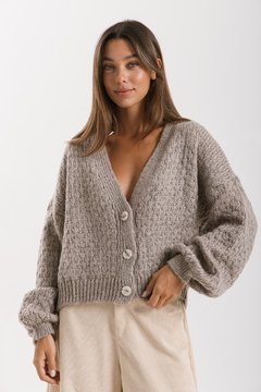 Cardigan ESTONIA Visón - Transferencia $41.025 en internet
