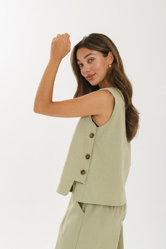 Remera VERA verde - Transferencia $23.775 - comprar online