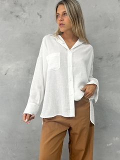 Camisa OLIVIA Blanca- Transferencia $42.525 - comprar online