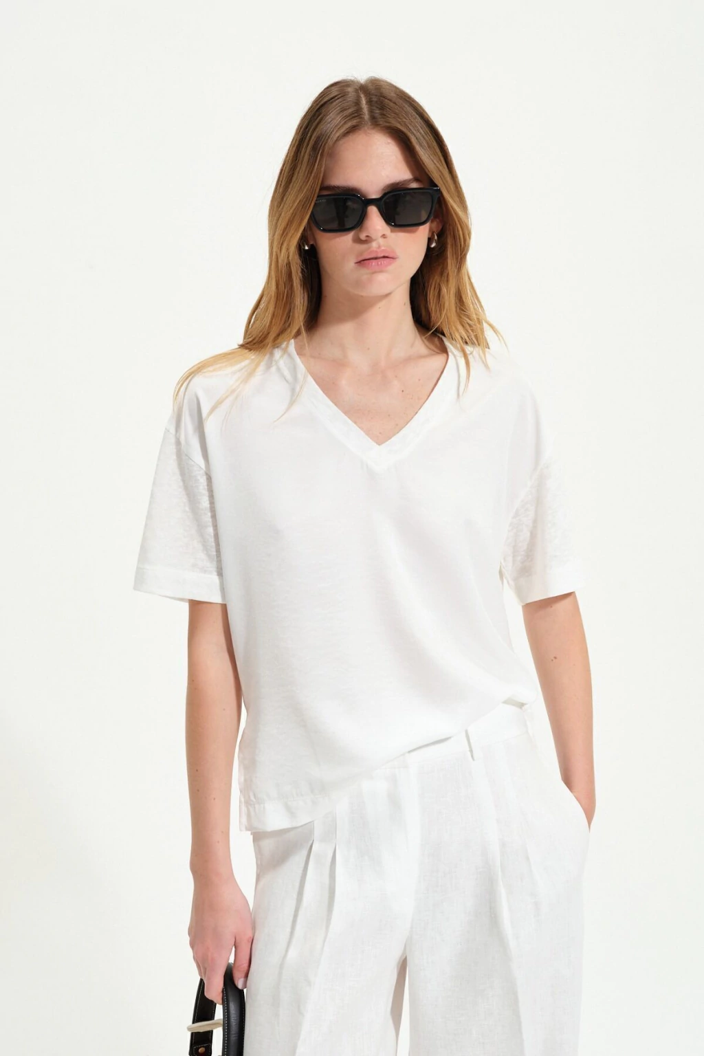 REMERA BROOKE ESCOTE V