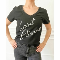 REMERA SAINT en internet