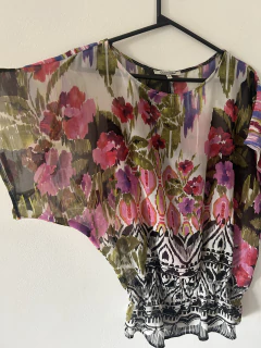 Blusa - Quintessential - T.S en internet