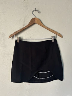 Pollera negra - T. L - NUEVA CON ETIQUETA