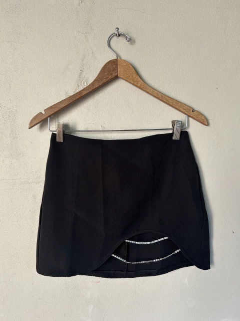 Pollera negra - T. L - NUEVA CON ETIQUETA