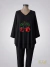 Remerón escote V modal crep manga 3/4 negro estampado "Cerezas" ART9300