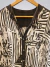 Camisola cuello MAO blanco con negro ART9372 en internet