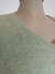 Remeron tipo sweater escote V Verde ART7722 - Laura Natale Moda
