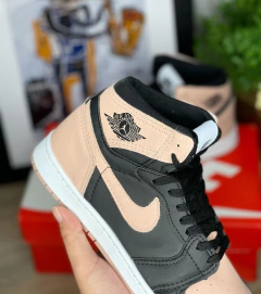 Tênis Nike Air Jordan 1 Rosa e Preto Feminino - Fwstoree