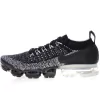 Tênis Nike Air VaporMax Flyknit 2.0 preto e branco duo