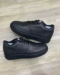 Tênis Nike Air Force Preto Couro na internet
