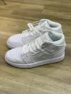 Tênis Nike Air Jordan 1