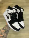 Tênis Nike Air Jordan 1