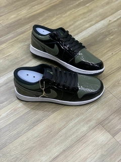 Tênis Nike Jordan 1 Low Verde Musgo e Preto - comprar online