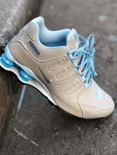 Tênis Nike Shox nz 4 molas azul bebê/cinza Feminino - comprar online