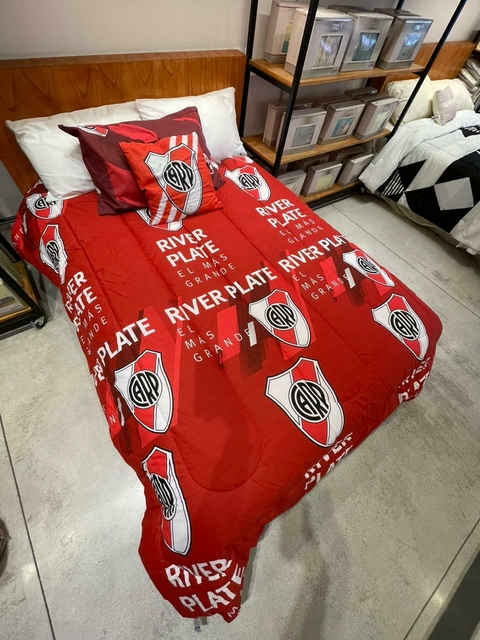 Acolchado Futbol RIVER PLATE 2 1/2 Plazas - Queen Size