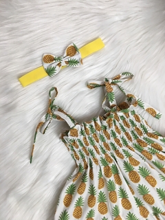 Vestido Candy Abacaxi Branco com Tiara na internet