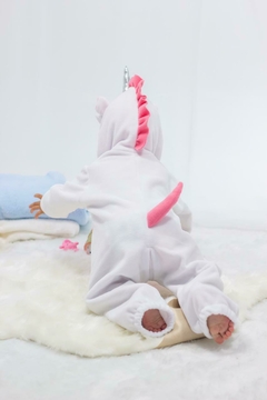 Macacão Unicórnio G - veste 9 meses a 1 ano - Cornelle