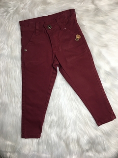 Calça Jeans Vinho - 1 ano na internet