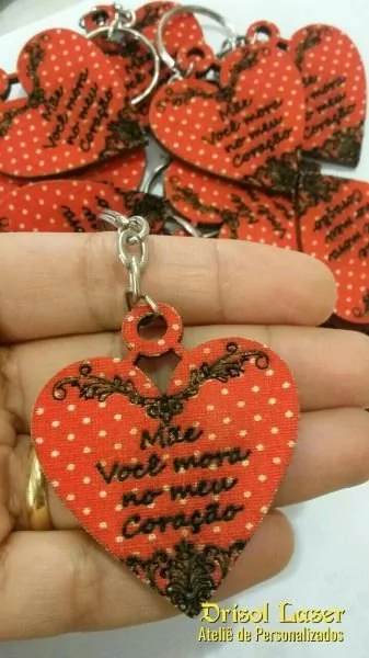 CHAVEIRO CORAÇÃO COM ARABESCO - MDF COM TECIDO 3 MM - L0118 - Pedido Mínimo 5 Unidades