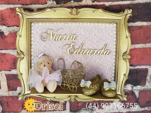 Moldura em RESINA Modelo Maria Eduarda P042 na internet