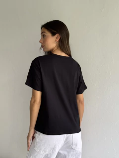 OFERTA X 2 - REMERA AMORE (info y stock disponible debajo de foto) - comprar online