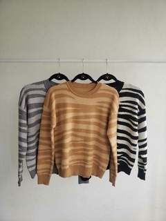 Imagen de SWEATER TEJIDO EN DOBLE HEBRA DE BREMER DISENO CEBRA - SWEATER BELLA