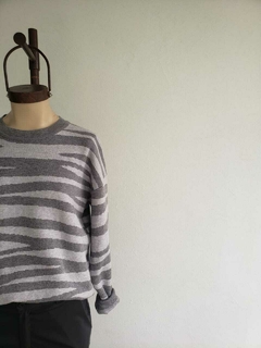 SWEATER TEJIDO EN DOBLE HEBRA DE BREMER DISENO CEBRA - SWEATER BELLA