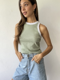 Imagen de MUSCULOSA BASICA ALGODON MORLEY VIVO COMBINADO - HANNAH