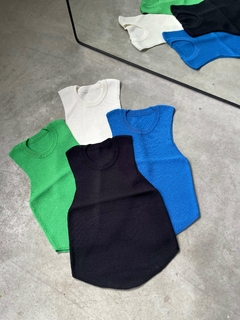 MUSCULOSA TEJIDA BRETEL ANCHO TERMINACION REDONDEADA - LEXY - Dasom | MAYORISTA