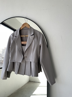 BLAZER CORTO CROPPED SASTRERO - BLAZER ISADORA