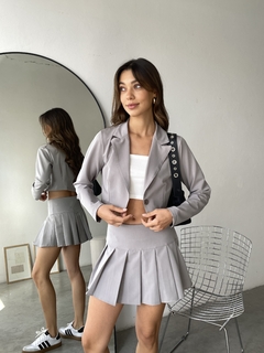 MINI FALDA TABLEADA SASTRERO CON CIERRE LATERAL - MINI ISADORA - Dasom | MAYORISTA