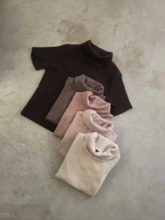 MEDIAPOLERA BASICA MANGA CORTA DE MORLEY FRIZADO - MEDIAPOLERA LIDIA en internet