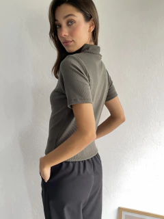 MEDIAPOLERA BASICA MANGA CORTA DE MORLEY FRIZADO - MEDIAPOLERA LIDIA en internet