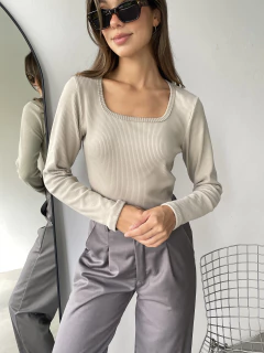 REMERA MANGA LARGA CUELLO CUADRADO MORLEY FRIZADO - REMERA LIZETH - comprar online