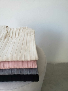 SWEATER TEJIDO BREMER CUELLO V MORLEY ANCHO - SWEATER PRIXILA - comprar online