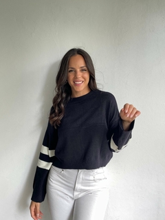 SWEATER ANCHO CAIDO DE HOMBROS DOBLE FRANJA EN MANGA - SWEATER TINA - tienda online