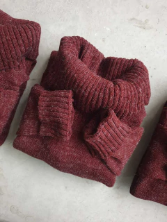 Imagen de POLERON TEJIDO DE HILO ACRILICO — GRACE