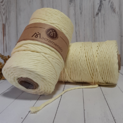 Hilo 100% Algodón. Amarillo BB - comprar online