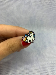 PINGENTE UNICORNIO PRETO/RESINADO 2656
